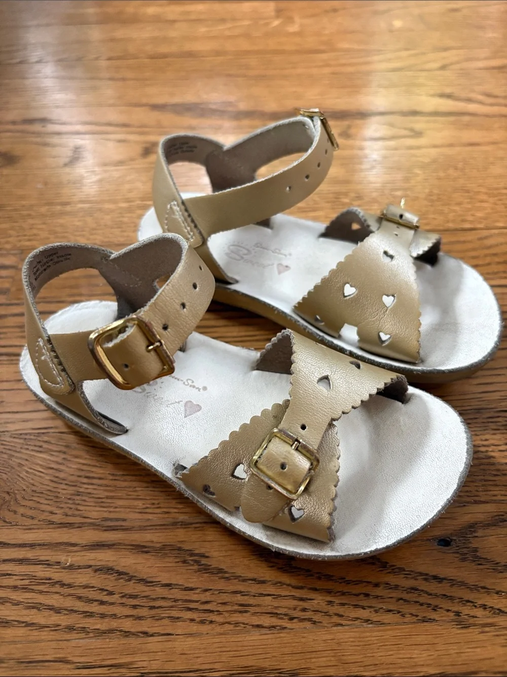 Sun-San Sweetheart saltwater gold sandals 9T